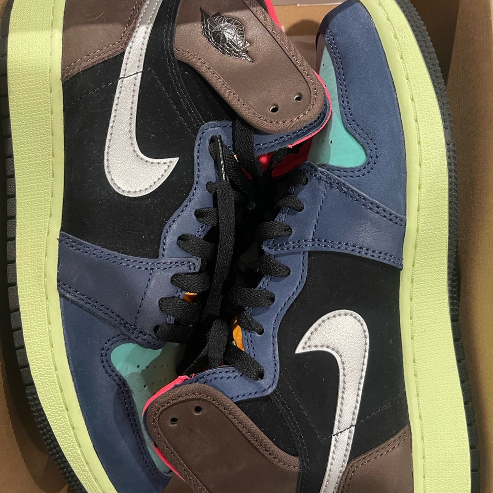 Nike Air Jordan 1 Retro High OG Box (Tokyo Bio Hack (GS)